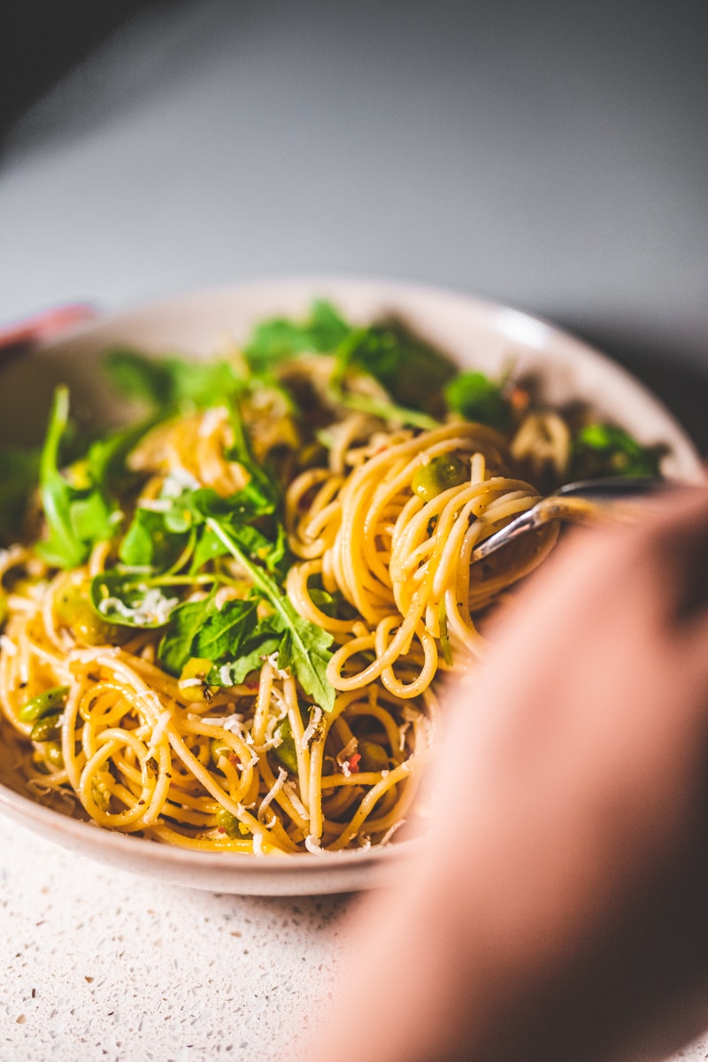 Broad Bean Spaghetti with Garlic, Chilli & Lemon - Georgie Eats